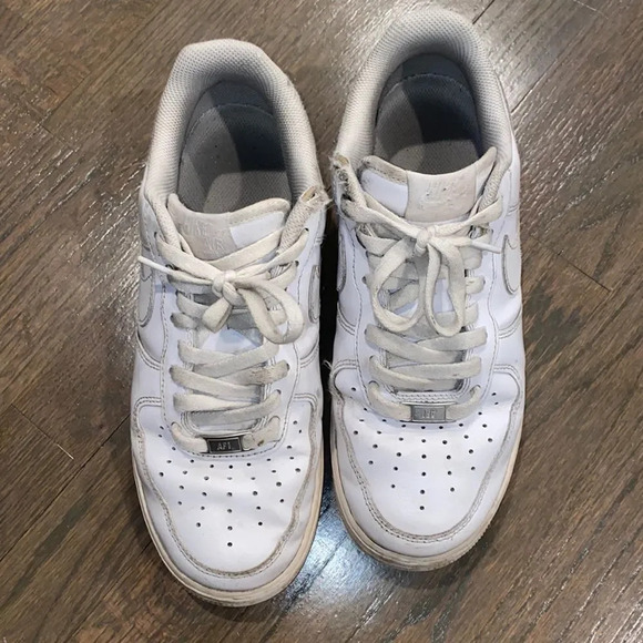 Nike Other - Nike Air Force 1’07 sneakers